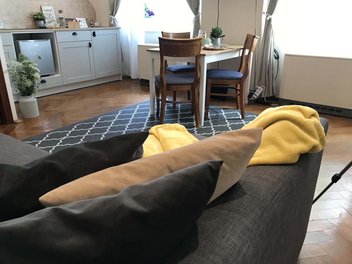 Czarna Kawka Apartamenty Краків Номер фото